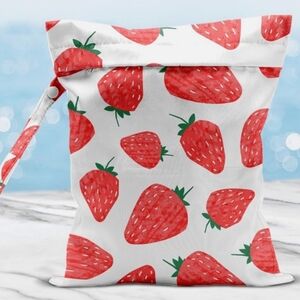 💥 3/$20 Promo - Strawberry Print Wet Bag